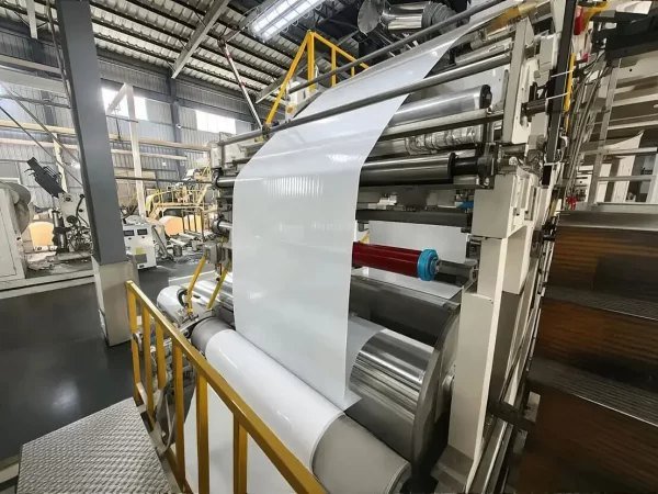 Factory laminating line processing roll materials for packaging